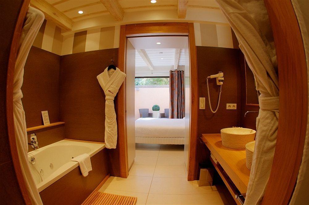 เล แบร์ฌรี เดอ ปาลอมบัจจา Hotel ปอร์โต-เวคคีโอ ภายนอก รูปภาพ