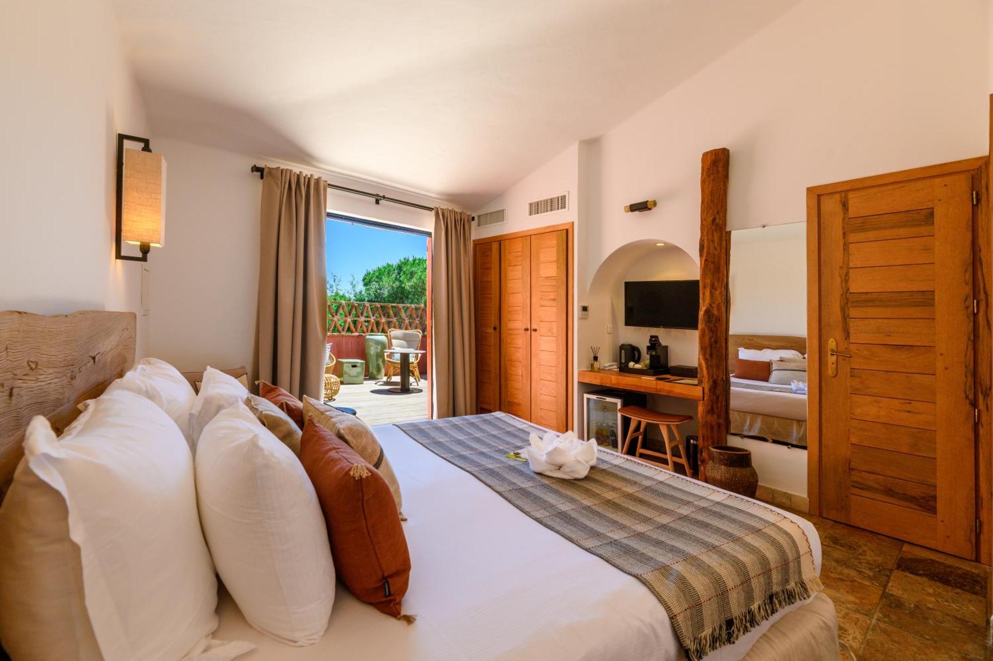 เล แบร์ฌรี เดอ ปาลอมบัจจา Hotel ปอร์โต-เวคคีโอ ภายนอก รูปภาพ