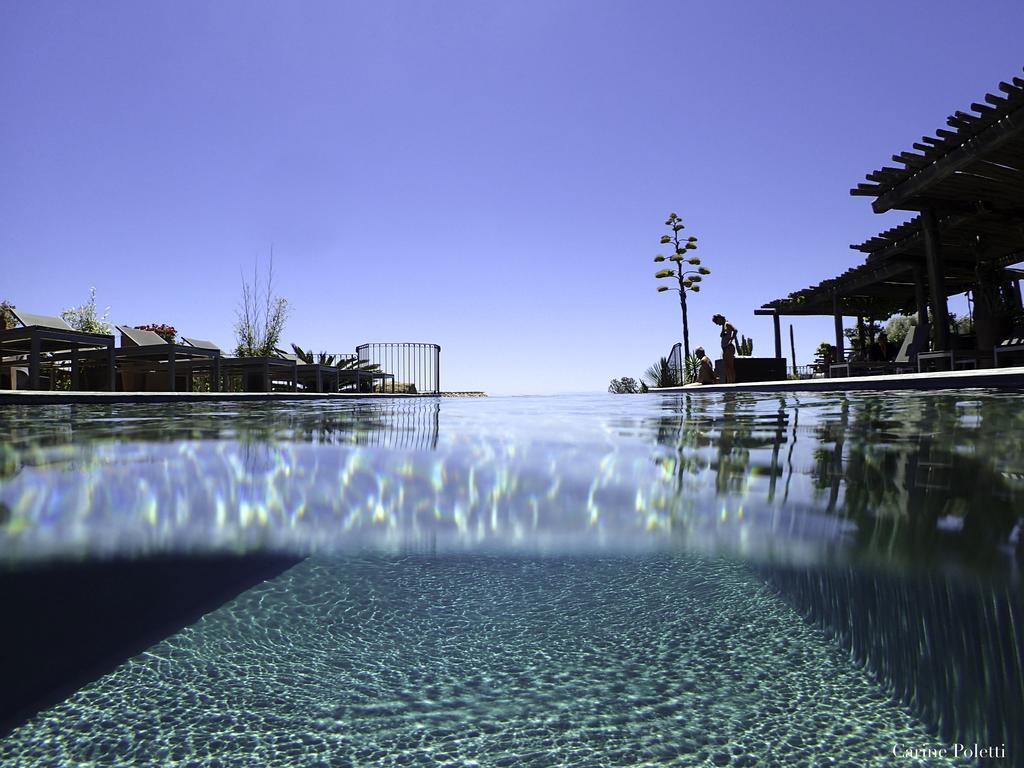 เล แบร์ฌรี เดอ ปาลอมบัจจา Hotel ปอร์โต-เวคคีโอ ภายนอก รูปภาพ