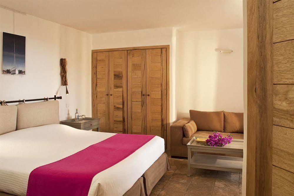 เล แบร์ฌรี เดอ ปาลอมบัจจา Hotel ปอร์โต-เวคคีโอ ภายนอก รูปภาพ
